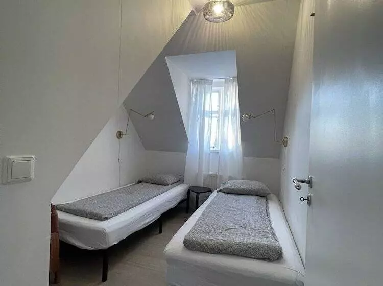 پانسیون Baldursbrá Guesthouse