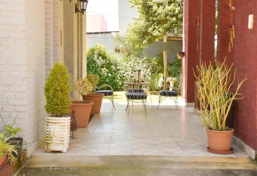 פנסיון Casa Calma