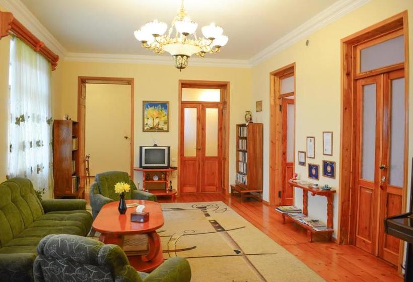 پانسیون Guest House Nataly