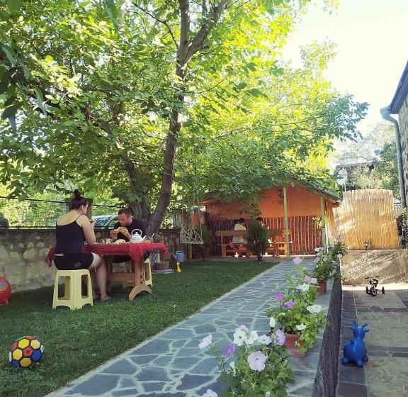 پانسیون Guest House Nataly