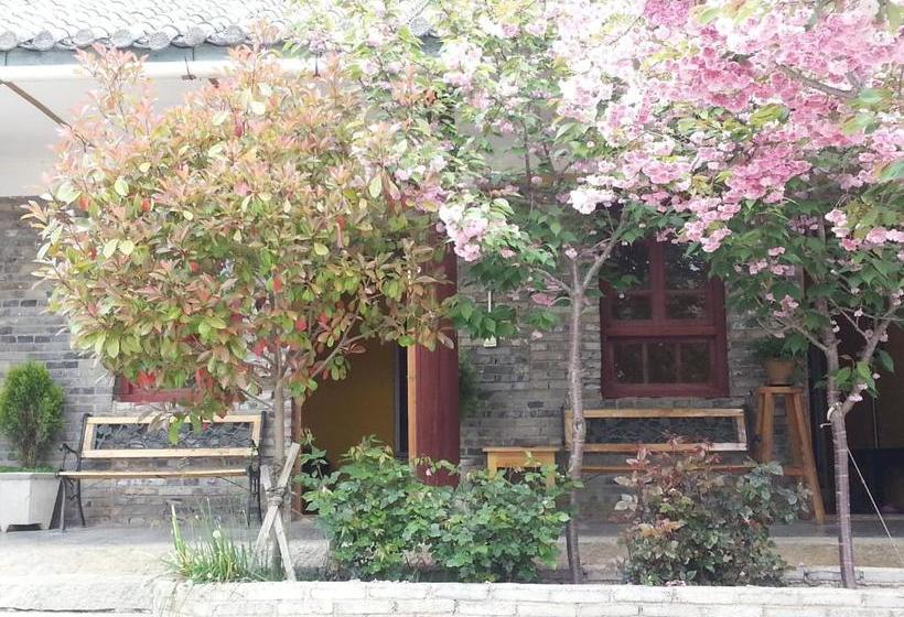 Pension Kevin's Trekker Inn