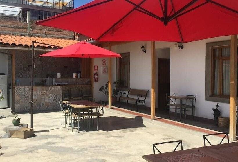 פנסיון La Aurora