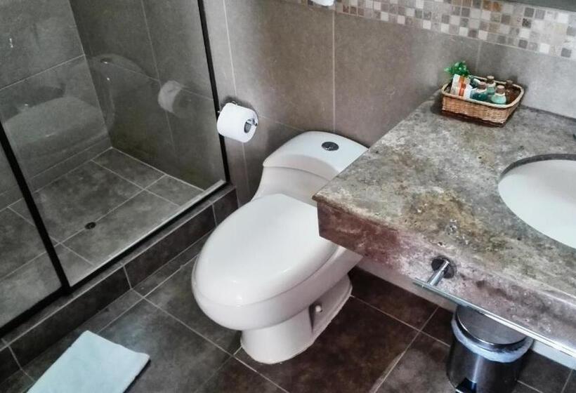 פנסיון La Aurora