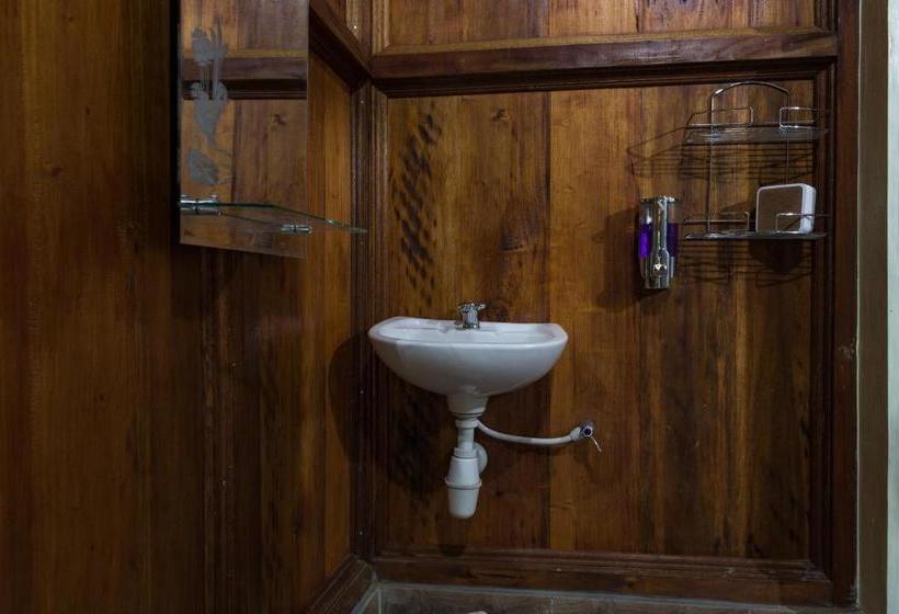 بنسيون Rain Forest Guest House