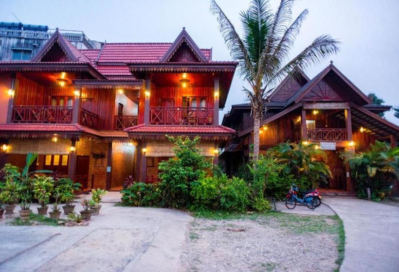 پانسیون Zuela Guesthouse