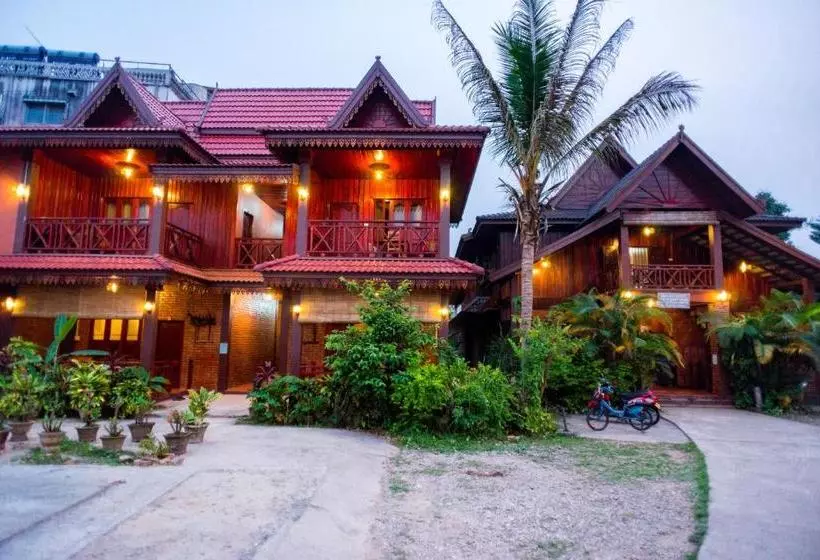 پانسیون Zuela Guesthouse