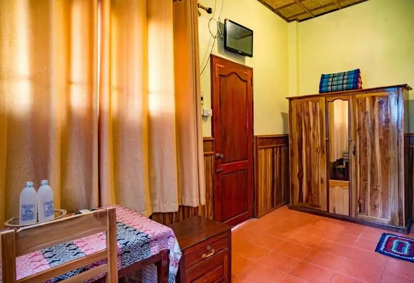 پانسیون Zuela Guesthouse