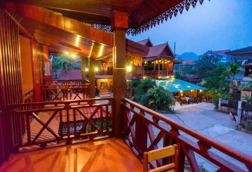 پانسیون Zuela Guesthouse
