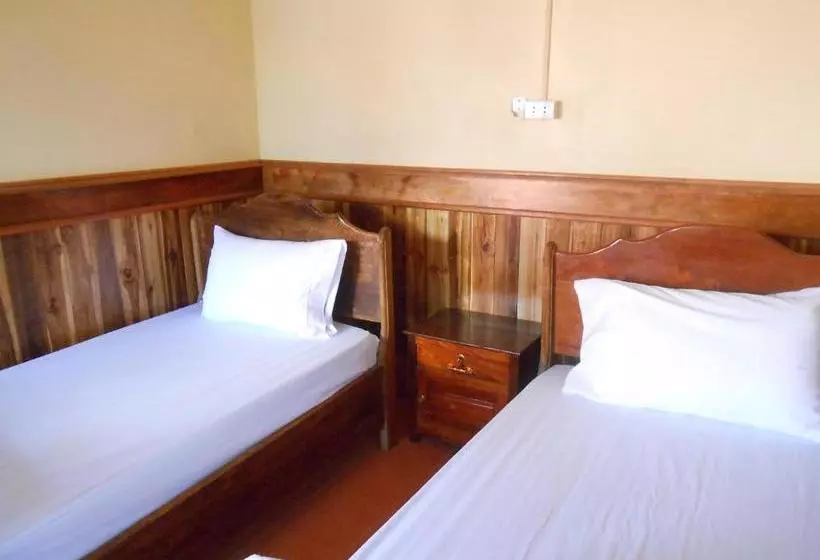 پانسیون Zuela Guesthouse