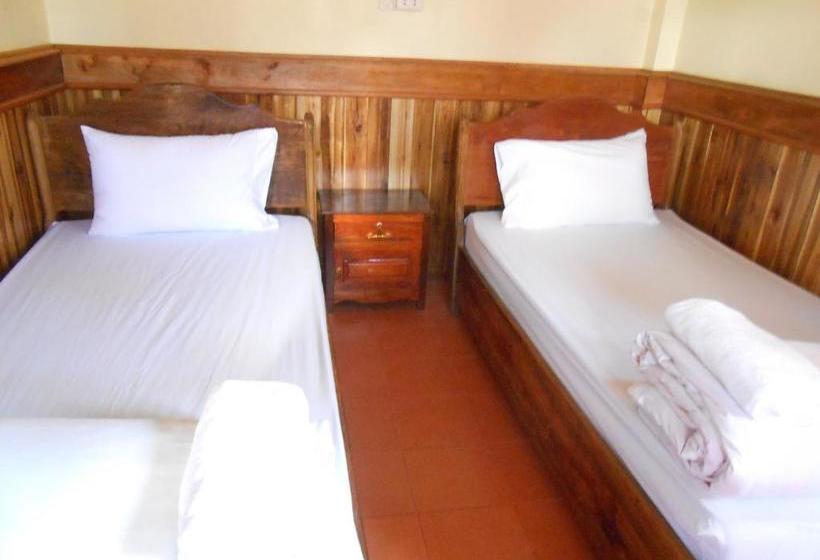 پانسیون Zuela Guesthouse