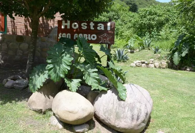 ユースホステル Hostal San Pablo