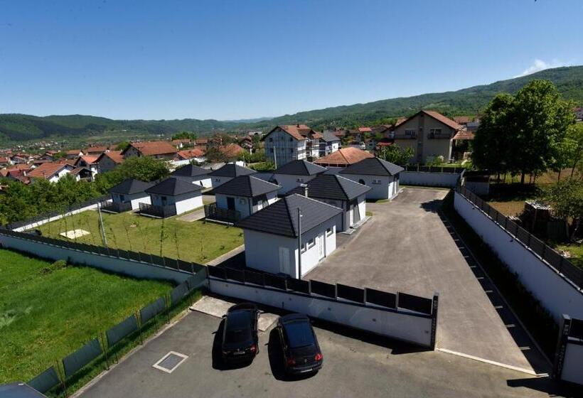 Apartmani I Bungalovi Trojka