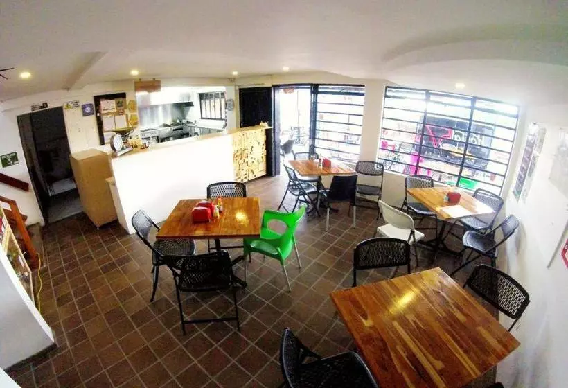 Majatalo Hostal De La 57