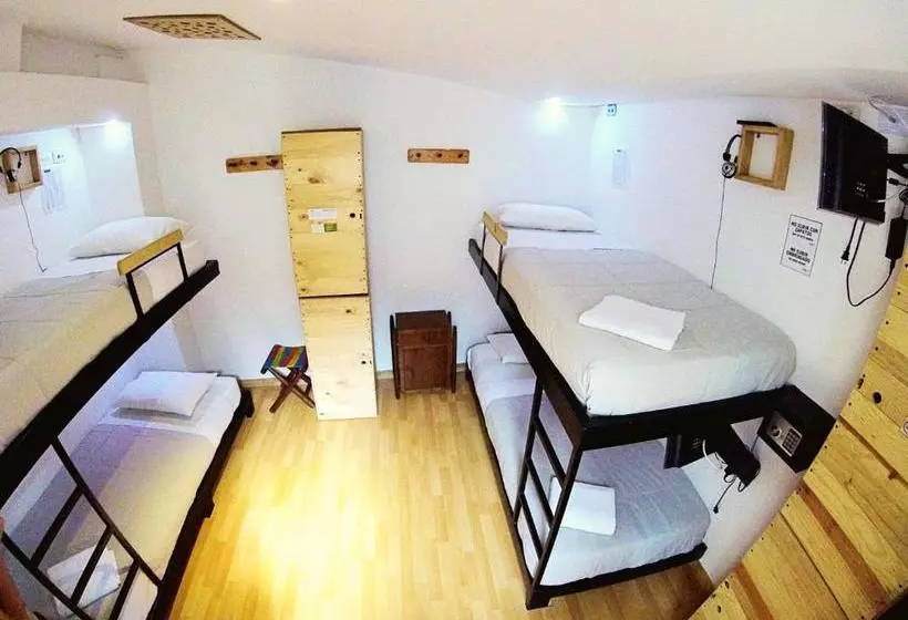 Majatalo Hostal De La 57