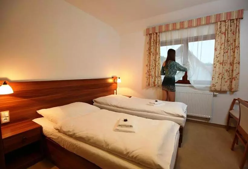 Majatalo Hostinec U Hubálků