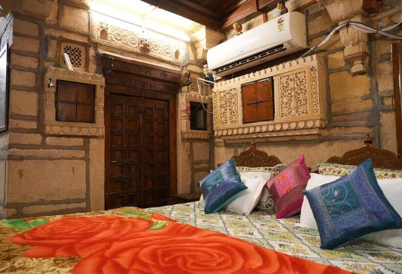 پانسیون Mirage