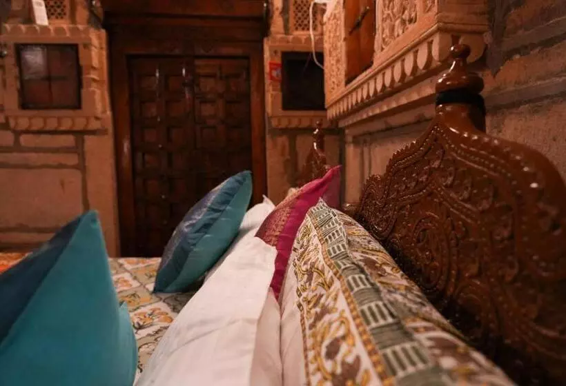 پانسیون Mirage