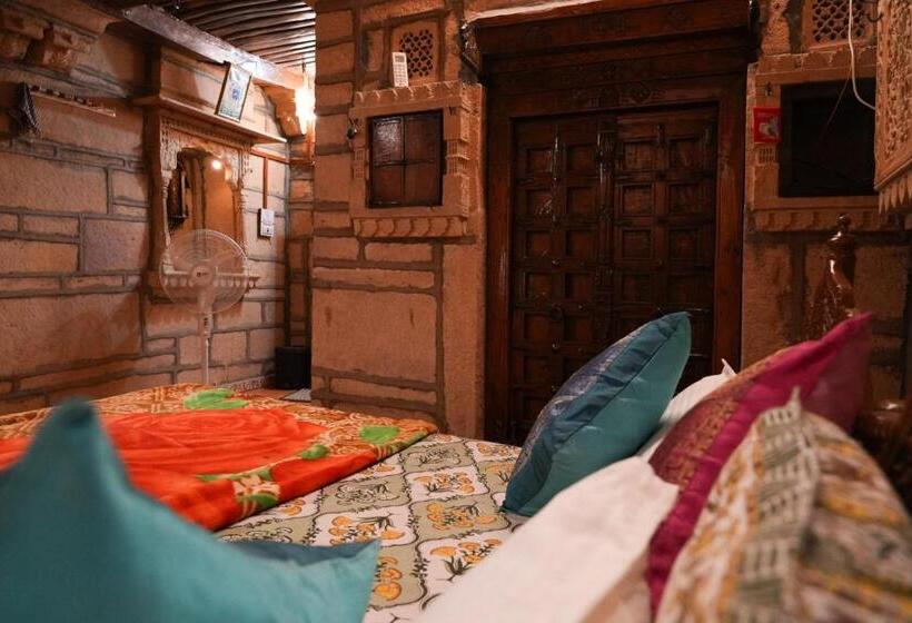 پانسیون Mirage