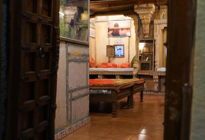 پانسیون Mirage