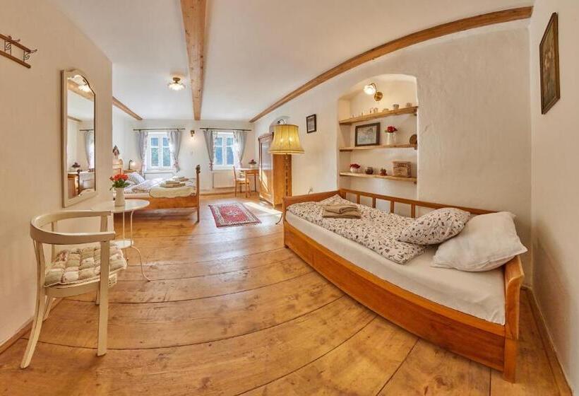 펜션 Pod Svatou Annou Penzion A řízkovna