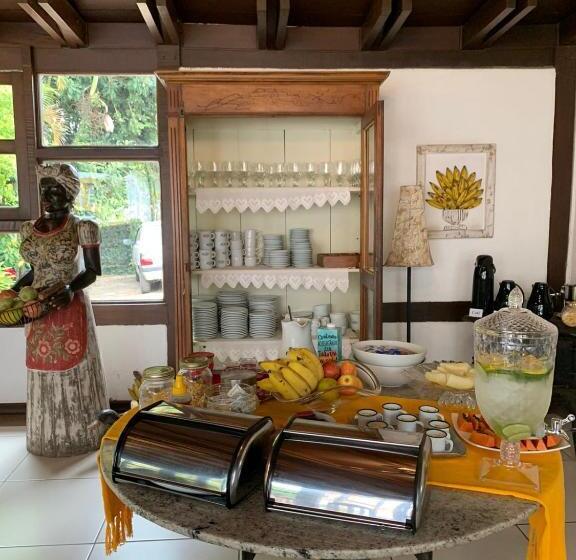 پانسیون Pousada Villa Real