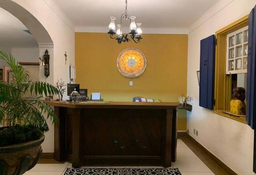 پانسیون Pousada Villa Real