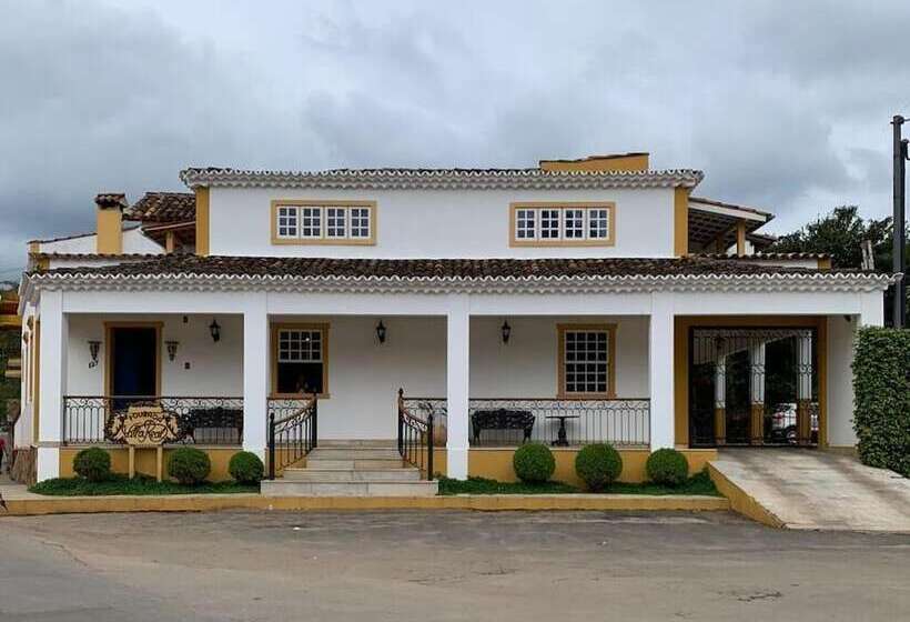 پانسیون Pousada Villa Real