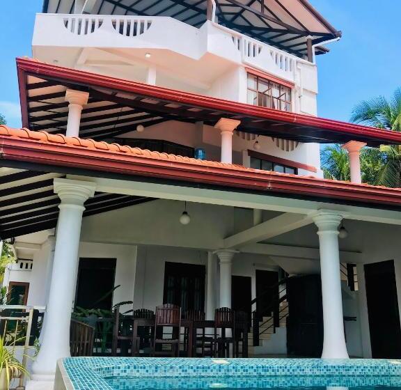 펜션 Resort Deepika Mirissa