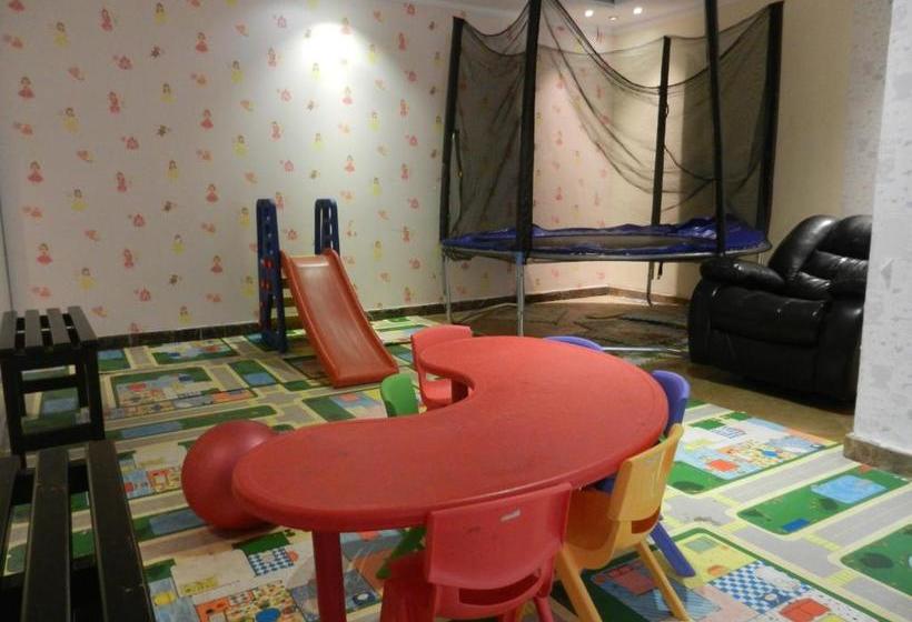 Holiday Plus Alsalamh  هوليداي بلس السلامة