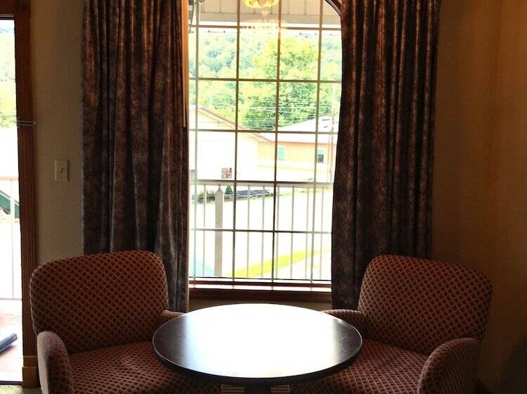 הוסטל Cumberland Gap Inn