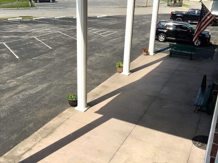 הוסטל Cumberland Gap Inn