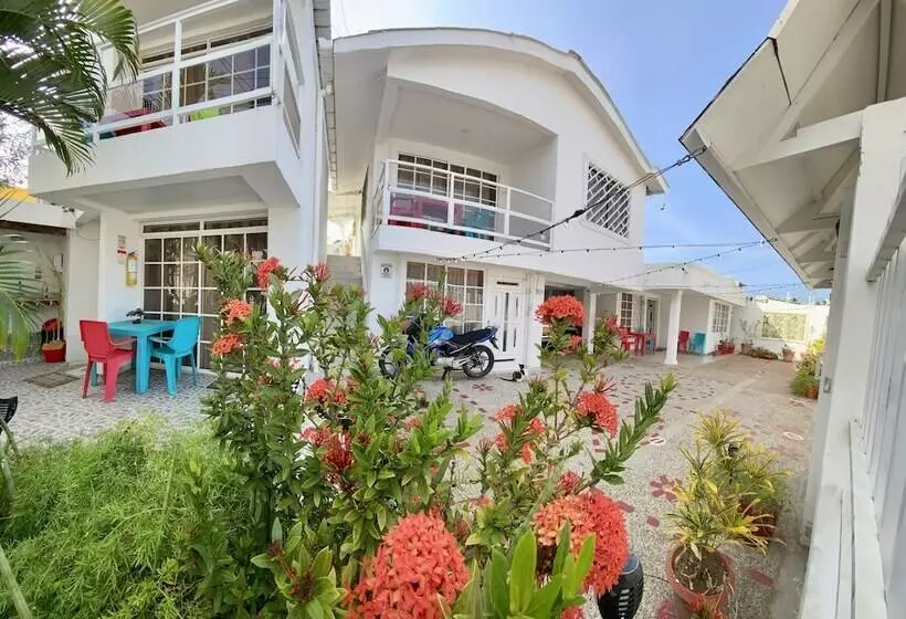 호스텔 Posada Vasquez Oviedo