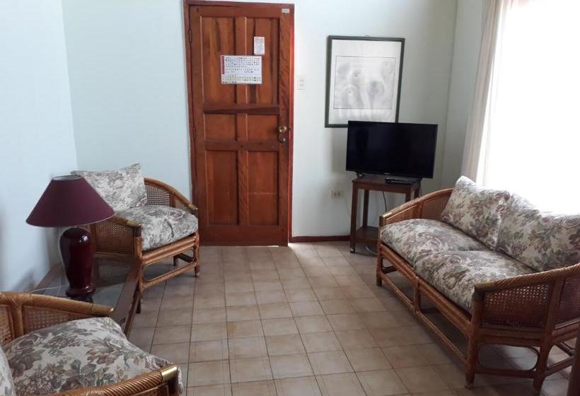 Cabañas Y Departamentos Las Golondrinas