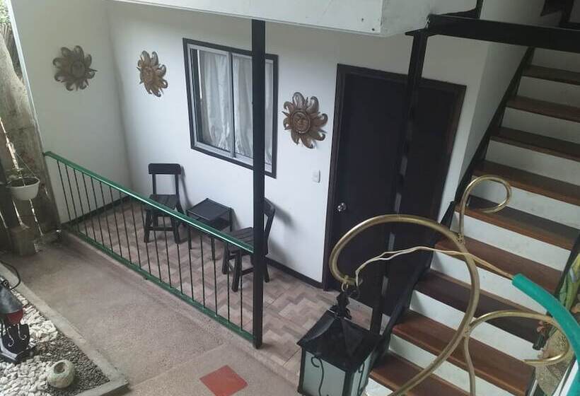 Hostel Camelot Salento