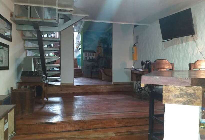 Hostel Camelot Salento