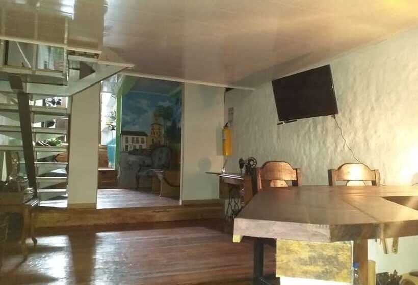 Hostel Camelot Salento