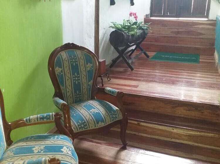 Hostel Camelot Salento