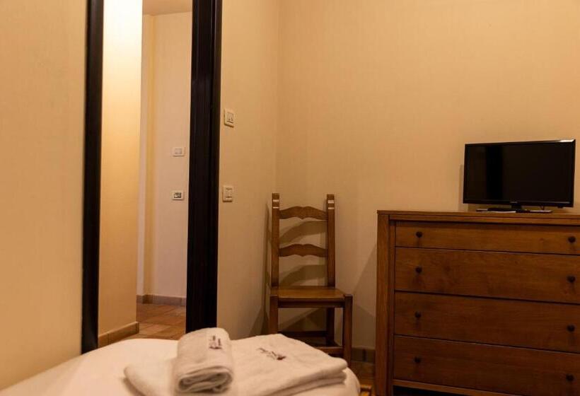 هتل Agriturismo Le Bosche