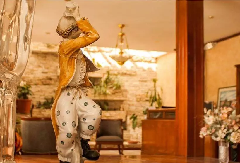 Majatalo Villa Emilia Hostal