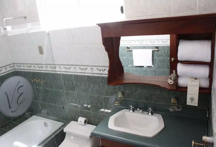 Majatalo Villa Emilia Hostal