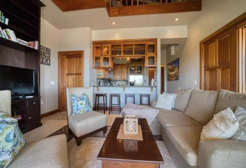 استراحتگاه The Villas At Cocoplum