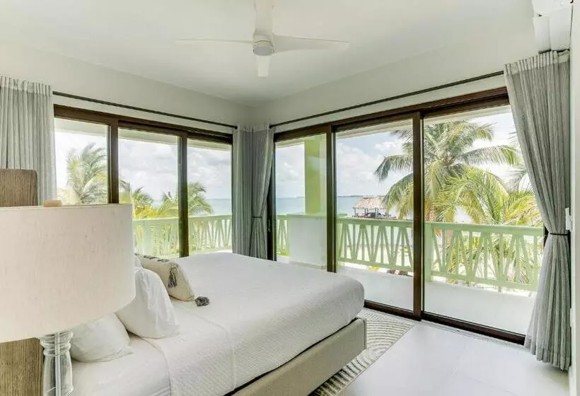 استراحتگاه The Villas At Cocoplum