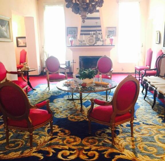 Hotel Estancia El Rosario