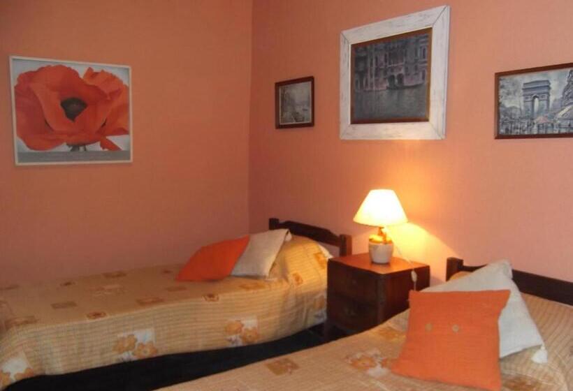 Hotel Estancia El Rosario