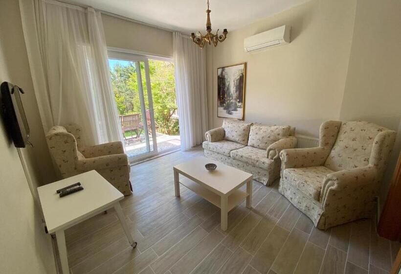 Büyükada Apart Hotel Karadağ Apart