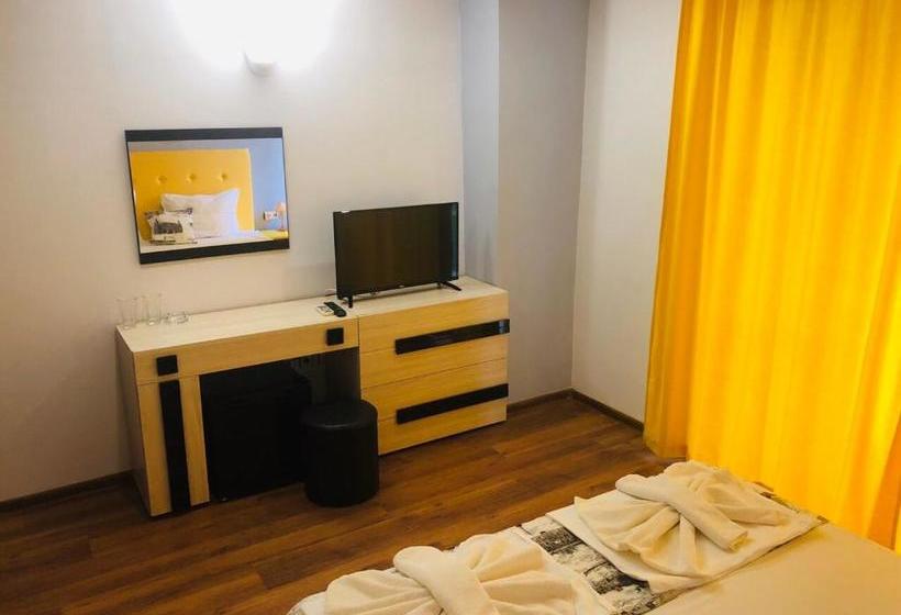 פנסיון Guest House Stels