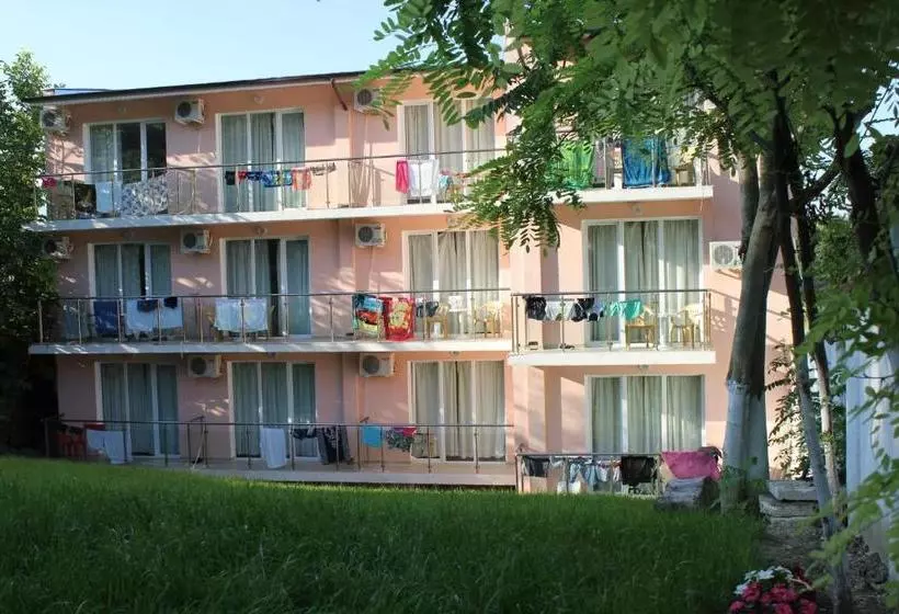 ペンション Guest House Stels