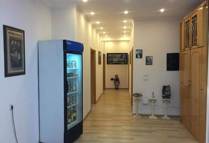 پانسیون Guesthouse Arben Elezi