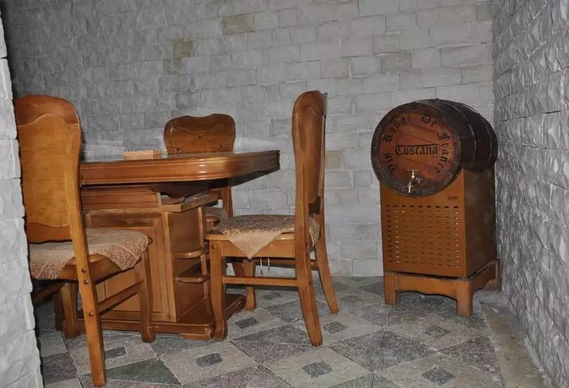 پانسیون Guesthouse Arben Elezi
