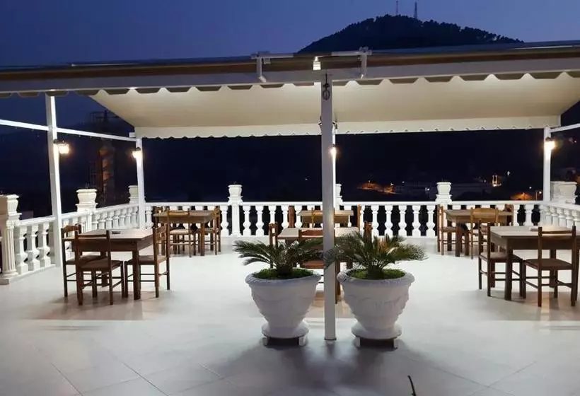 پانسیون Guesthouse Arben Elezi
